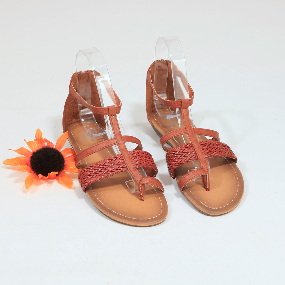 IF Carrini Brown Flat Braided Sandals US 6